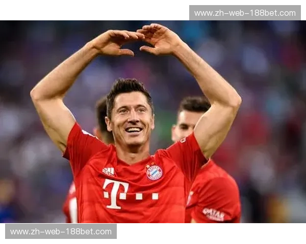 铁血与灵动的宿命对决：沙尔克04与门兴格拉德巴赫，那一抹德甲底蕴的终极绽放